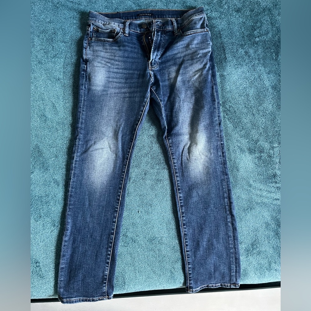 Men’s Lucky Brand 410 Athletic Slim Jeans